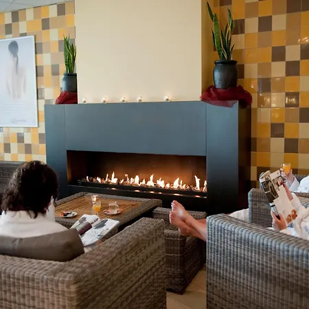 Luxurious Detached With 3 Bathrooms, In De Maasduinen Villa