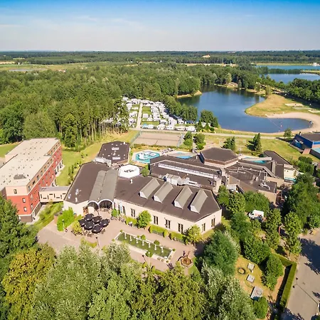 Luxurious Detached With 3 Bathrooms, In De Maasduinen