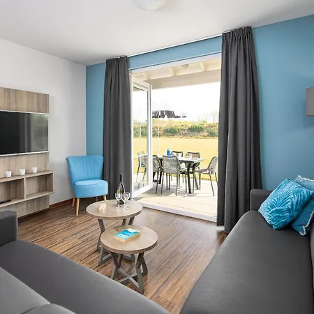 Luxurious Detached With 3 Bathrooms, In De Maasduinen *